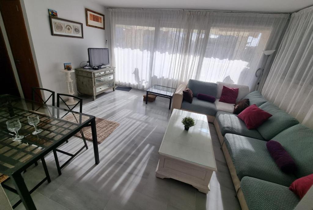 Apartamentos Elegance Denia Kültér fotó